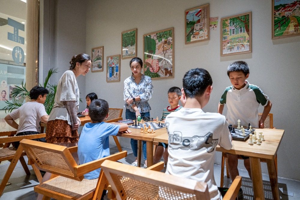 行国际象棋, alt